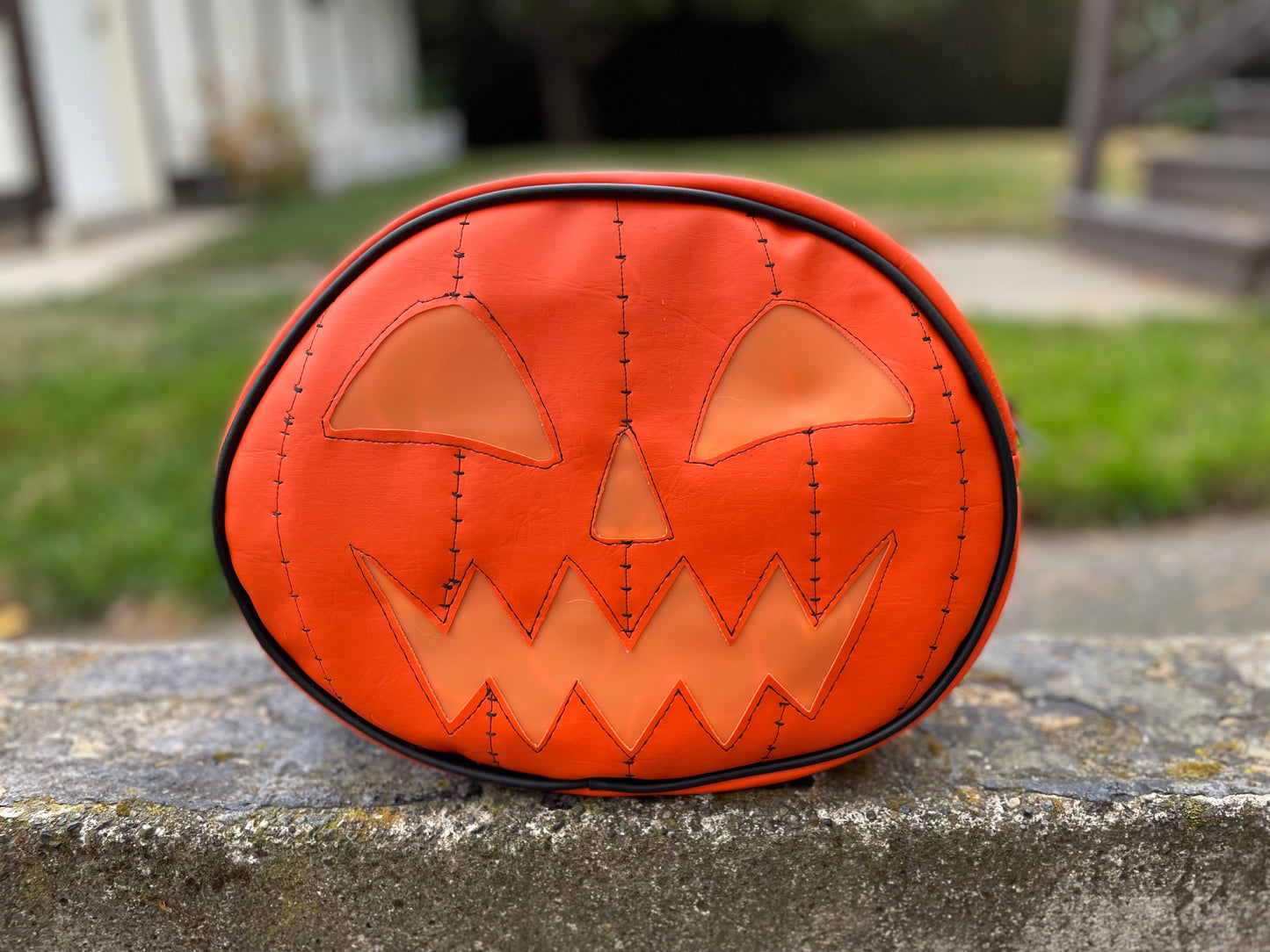 Ready to Ship : Scream Queen Pumpkin Bag with LIGHTS!